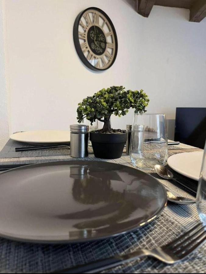 Ferienwohnung Delice De Nîmes Exterior foto